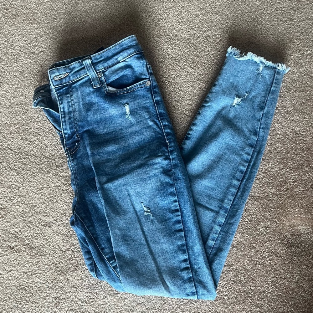 Kendall + Kylie high rise contour jegging